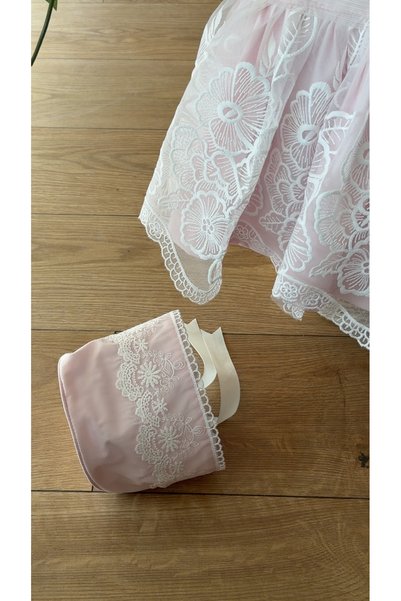 La reina petite Luxurious pink Lace dress for Eid and special occasions, complete with a hat.