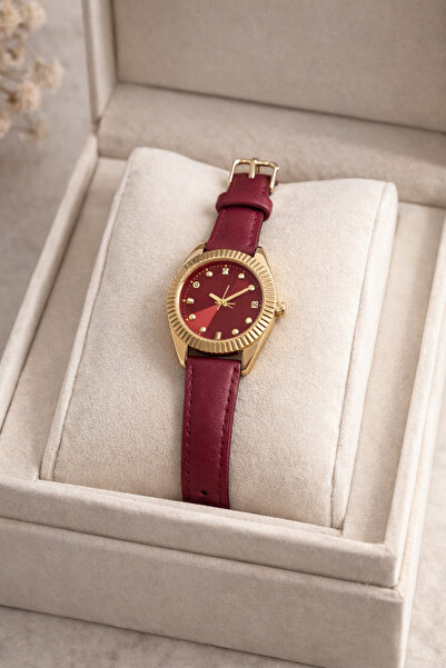 MİNPO Kadın Bordo Deri Kordonlu Saat – Altın Kasa Şık Minimal Kadın Kol Saati