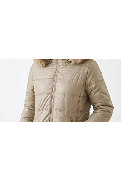 OEM Women's cream quilted jacket with Hooded and fur, lined, zipper closure