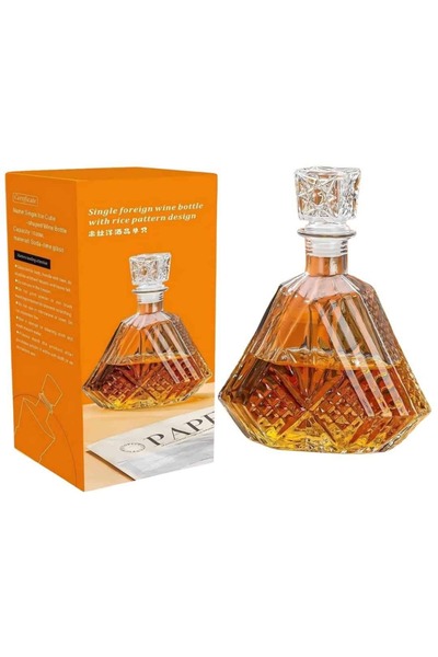 OEM Whisky Decanter 950 ml Glass Pyramid Model