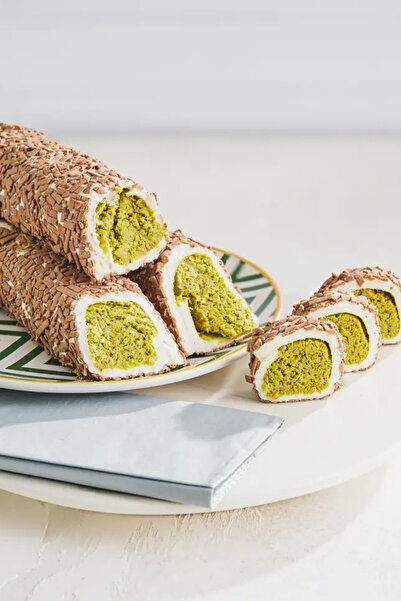 Avlu Doğal Ürünler حلوى لوكوم دبي بالشوكولاتة 500 جرام - لوكوم فاخرة مغطاة با...