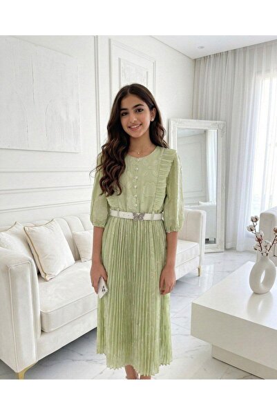 alqarat فستان "أريج" الملكي بثنيات