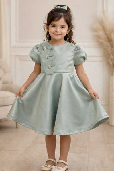 La reina petite Floral dress