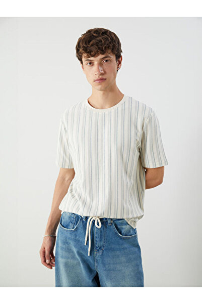 LC Waikiki RMZ GİYİM FARKIYA تي شيرت رجالي من القطن الممشط ذو ياقة روبا مخططة