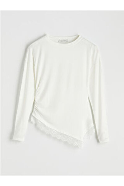 LC Waikiki M1 Sezon Ecru Crew Neck Lace Detailed Ruched Blouse