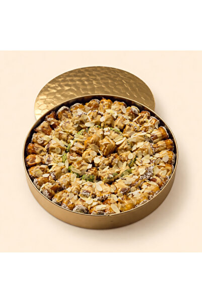 Mabroma Sweets بوكس جولد تمر محشي فاخر كبير