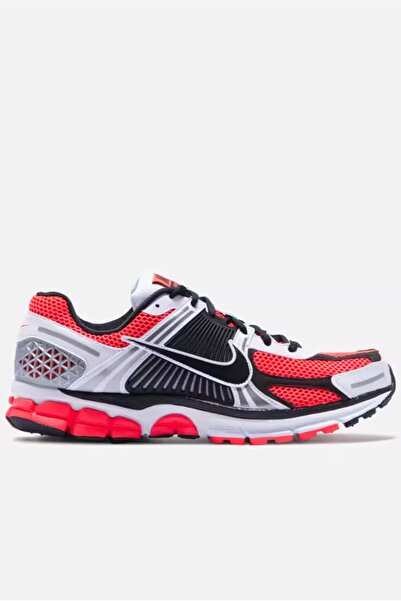 Nike حذاء Air Zoom Vomero 5 Se الرياضي للجري والتدريب للرجال