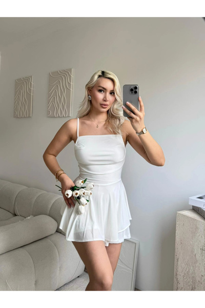 Zora Butik Eteği Volan Şortlu Elbise - BEYAZ