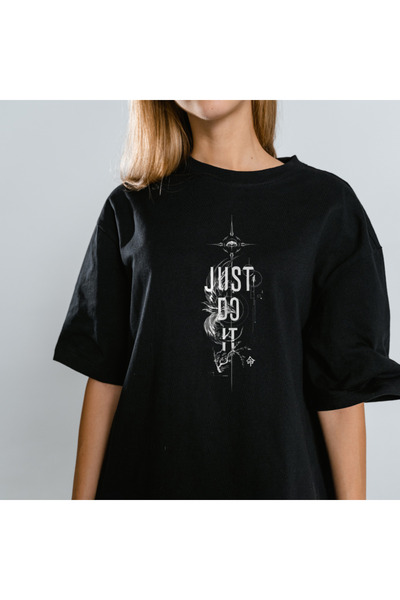 TİMİSİVA Tricou unisex supradimensionat ARTISTIC cu imprimeu guler rotund cu ...