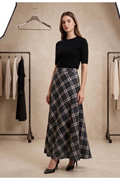 AKSİS ekoseli elbise