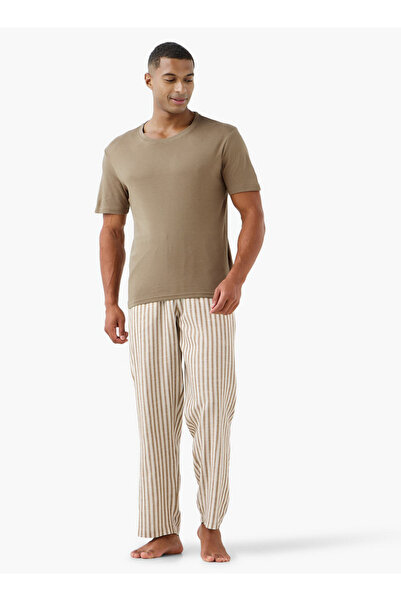 FAV Striped Pyjama Set