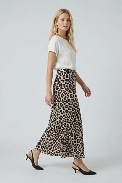 Rays 9416 طبعة الفهد تنورة ساتان بيج