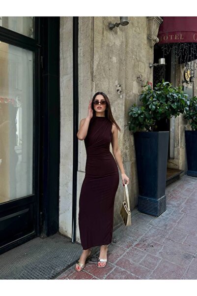 Look Kadıköy Sassy Kolsuz Bel Drapeli Yırtmaçlı Kadın Elbise