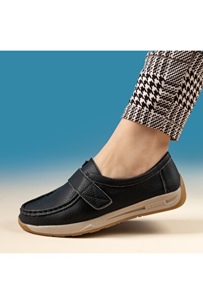 Modlet.ro Pantofi sport negri pentru femei cu talpă joasă și închidere cu vel...