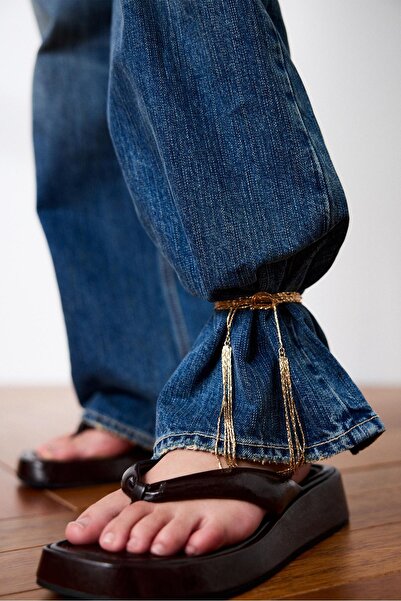 Stradivarius صندل ذو نعل سميك
