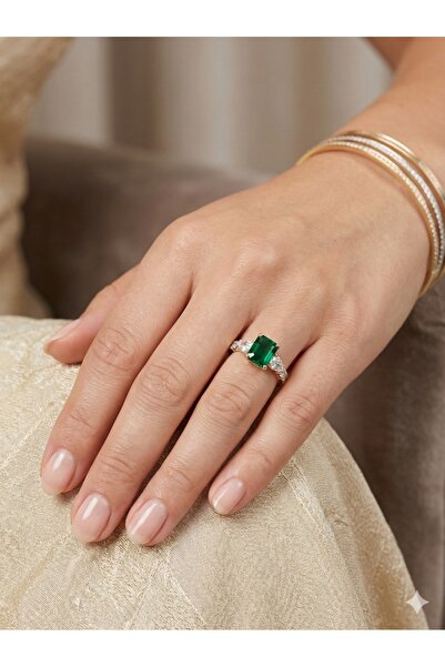ESRADA 3S Zümrüt Işıltısı: Çelik Gold Kaplama Emerald Kesim Yüzük