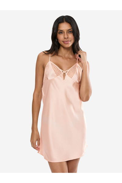 Triumph Nachthemd Red Label – Ein unvergessliches Wochenende