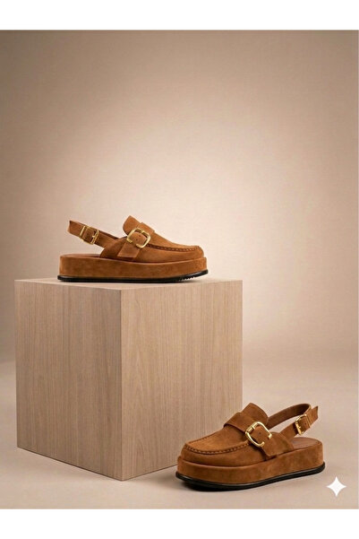 QUEEN Taba Süet Çift Tokalı Önü Kapalı Kadın Sabo Terlik CHİBO