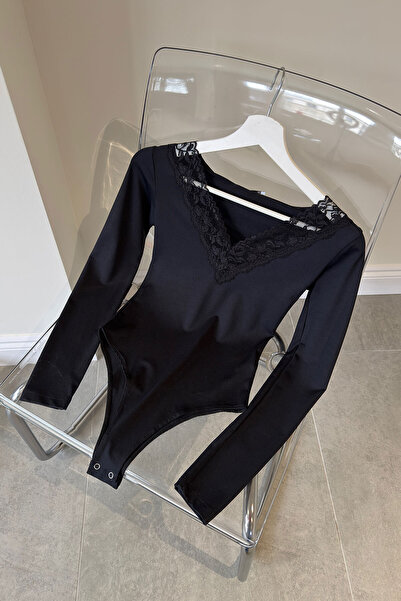 MAGARDE Bodysuit with Lace Detailed Collar- Black