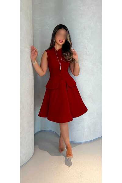 Linda Fashion A short dress with an elegant design for all tastes