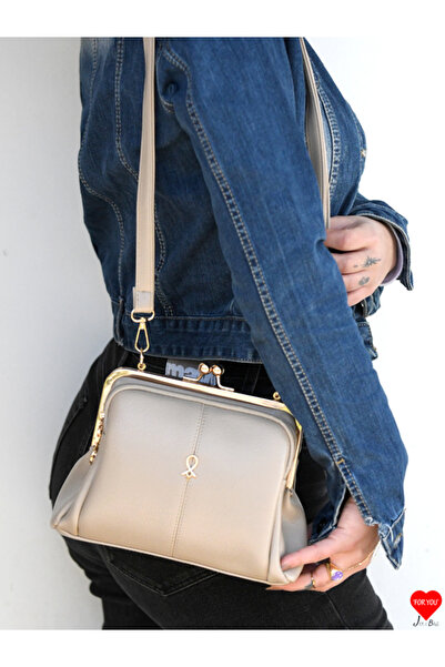 JARA Bag حقيبة يد نسائية من فيينا مكونة من حقيبة كتف أقسام مبطنة، مزودة بسحاب...