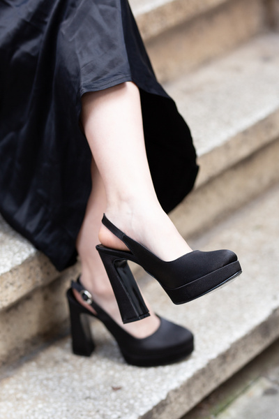 EREN SHOES BAG CASEY Γυναικεία βραδινά παπούτσια φορέματος με σατέν κλειστή σ...