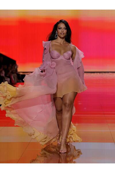 Victoria's Secret Twinkle Lace Classic Push-Up Demi Bra