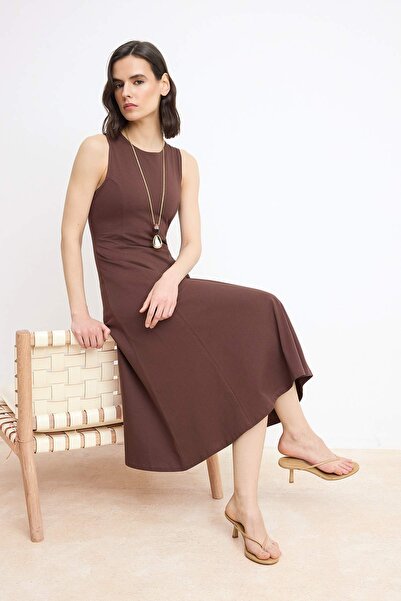 Συλλογή Trendyol Καφέ 100% βαμβακερό φόρεμα skater/πλεκτό φόρεμα με ανοιχτή μ...