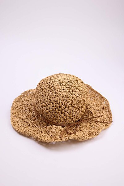 TRENDYOL SHOES قبعة نسائية من القش تفاصيل فيونكة TAKSS26SP00005