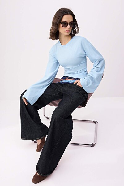 Trendyol Collection Світло-блакитна в'язана блузка звичайного крою з іспанськ...