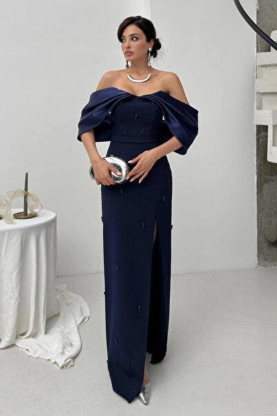 Feminist Üzeri Taş İşlemeli Yırtmaç Detaylı Düşük Omuz Abiye Lacivert 0801091