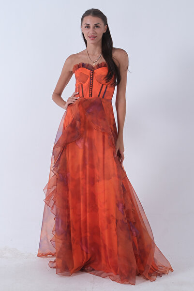 Feminist Помаранчева вечірня сукня без бретелей з оборками та спідницею 9705163