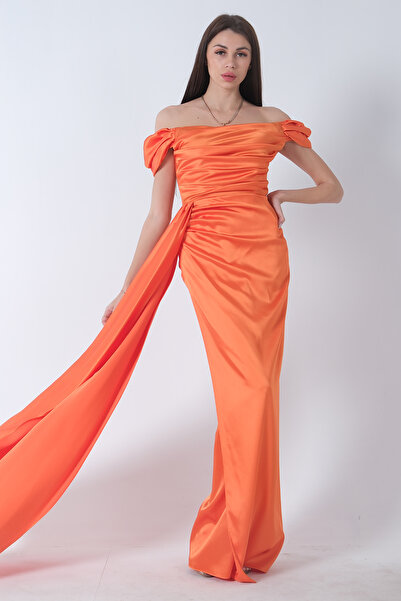 Feminist Drape Detaylı Saten Kumaş Abiye Elbise Oranj 9704858