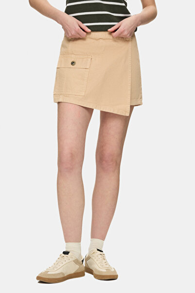 UCLA Γυναικείο σορτς Linda Camel με πλυμένο τζιν και φούστα, κανονική εφαρμογή