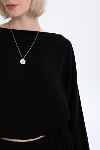 İpekçi Otantik بلوزة بأكمام خفيفة من قماش الكتان الليوسل الناعم باللون الأسود