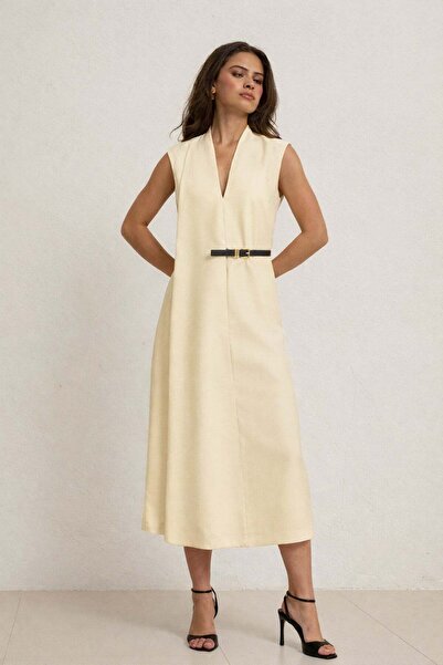 Setre Rochie fără mâneci, galben unt, cu decolteu în V, cu detalii din țesătu...