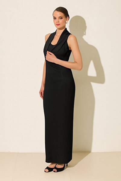 Setre Siyah Yaka Detaylı Kolsuz Tam Kalıp Rahat Kesim Elbise