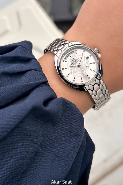 Reward Rd213827L Women Wrist Watch with Steel Cord