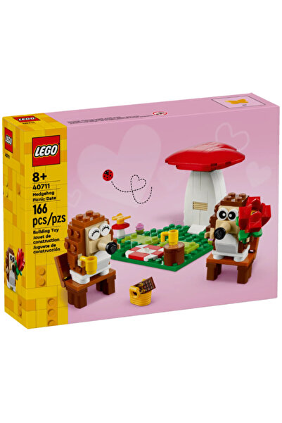 LEGO Întâlnire la picnic cu ariciul iconic (40711)
