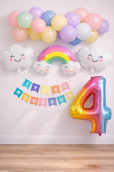 Patladı Gitti مجموعة احتفالات عيد الميلاد بعمر 4 سنوات من Rainbow Cloud Concept