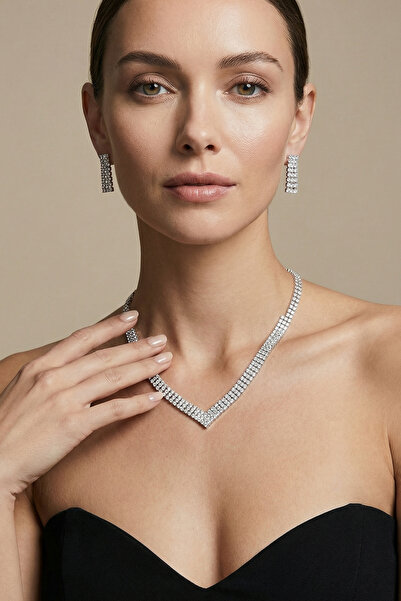 Valmont Işıltılı V Su Yolu Kolye ve Küpe Takı Seti - Düğün, Kına, Nişan, Geli...