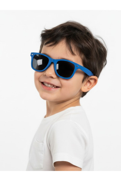 VAN SCHENDEL Children's Sunglasses and Glasses Case