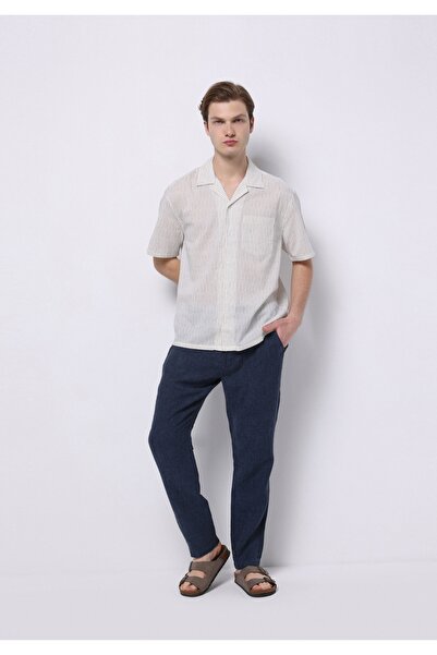 Colin's Regular Fit Mid-Waist Long-Leg Men's Navy Blue Trousers