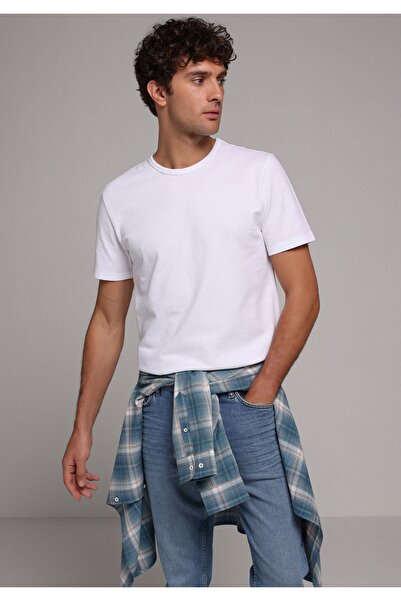 Colin's تي شيرت أبيض بأكمام قصيرة وياقة مستديرة وقصة عادية للرجال