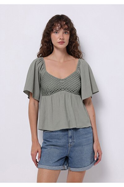 Colin's Regular Fit V Yaka Jakarlı Kadın Yeşil Kısa Kol Tişört