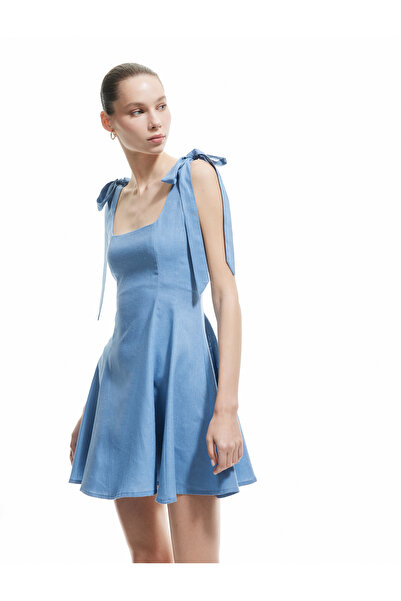 Koton Keten Karışımlı U Yaka A Kesim Volanlı Bağlama Detaylı Kolsuz Mini Elbise