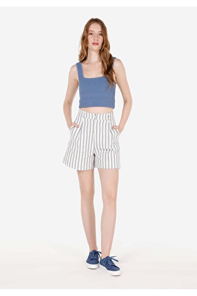 Colin's شورت أبيض للسيدات بخصر عالٍ ومقاس عادي بجيوب