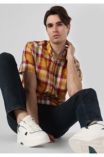 Colin's قميص ذو قصة عادية برقبة عادية قماش منقش قميص رجالي متعدد الألوان بجيو...