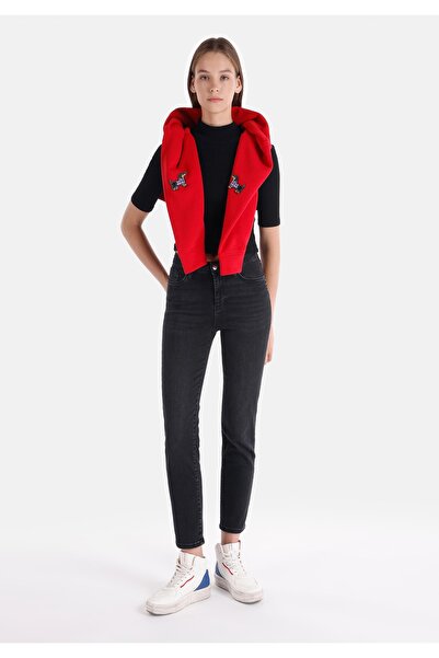 Colin's بنطلون جينز نسائي بقصة ضيقة وخصر متوسط ​​وأرجل مستقيمة