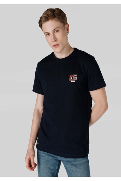 Colin's تي شيرت رجالي أسود قصير الأكمام مطبوع برقبة دائرية